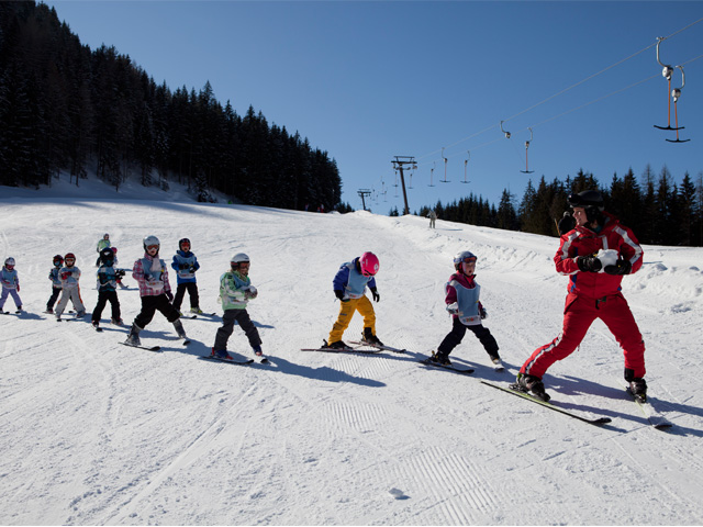 skilehrer-und-kids